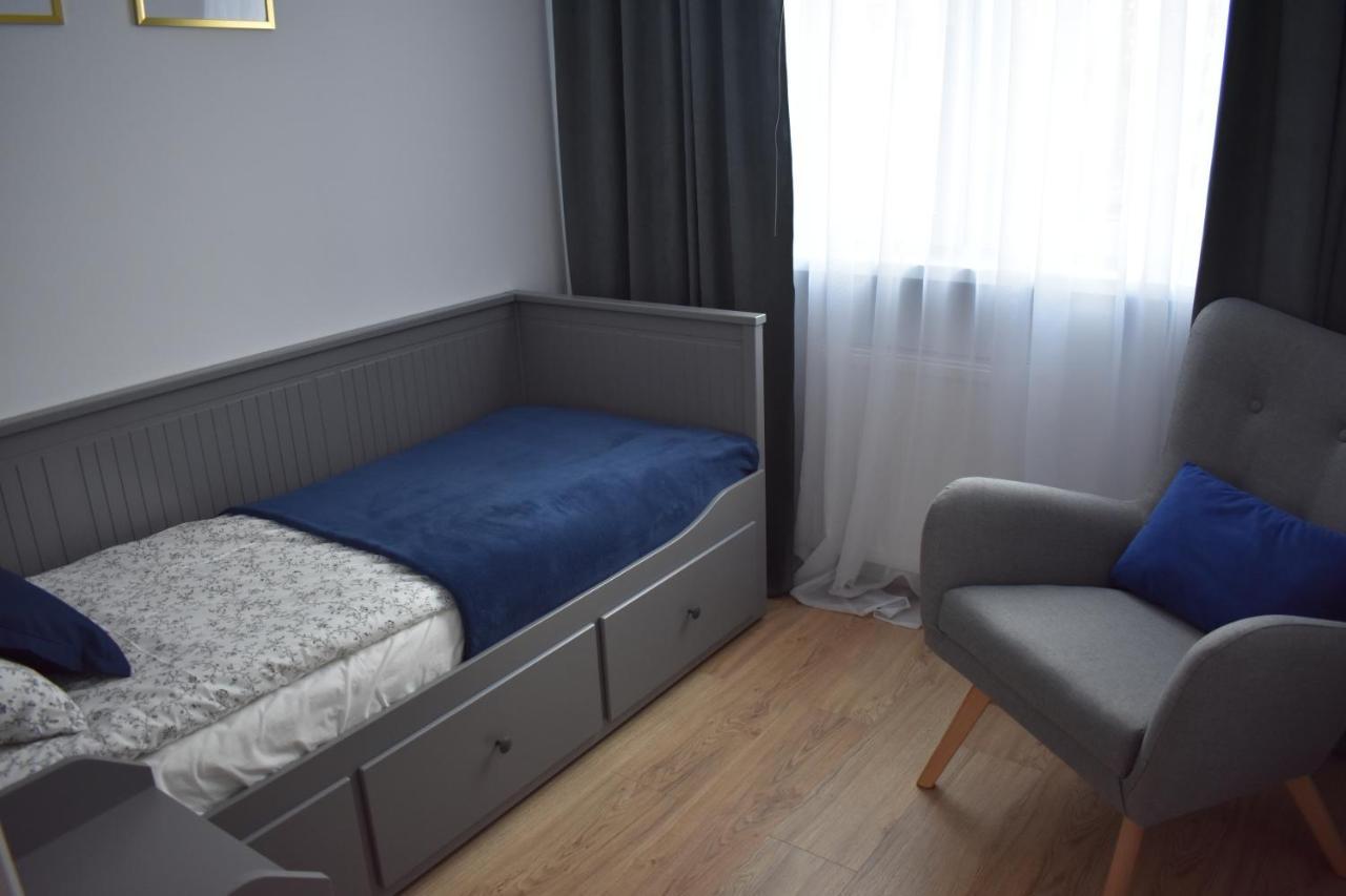 Apartament W Centrum Przy Parku Na Wyspie Piła Dış mekan fotoğraf