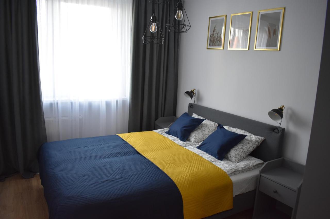 Apartament W Centrum Przy Parku Na Wyspie Piła Dış mekan fotoğraf